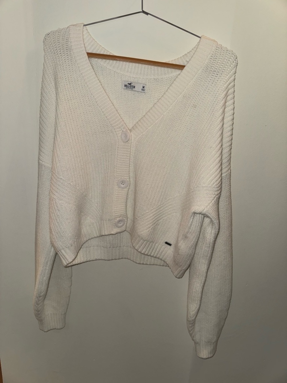 Hollister Cream V-Neck Button-Up Cropped Cardigan